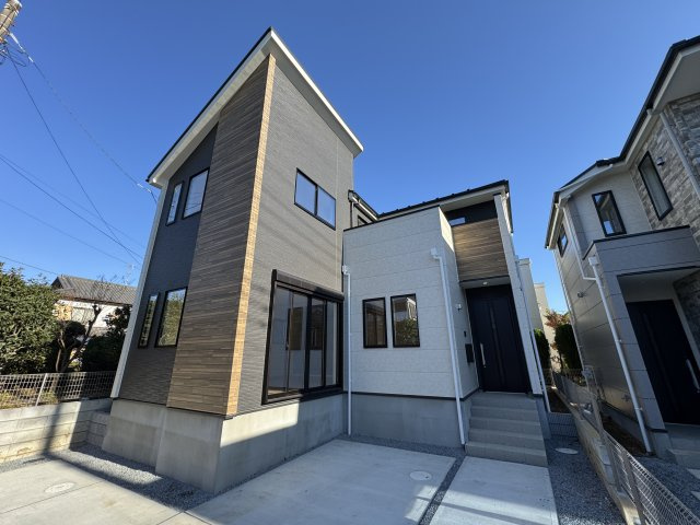 松戸市小金原７丁目新築戸建【栗ケ沢小学校：4分】の外観|1号棟外観・完成済み内覧可能です！