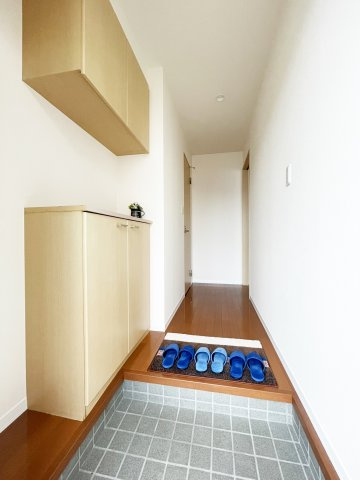 ヒカリハイツ　Bの玄関