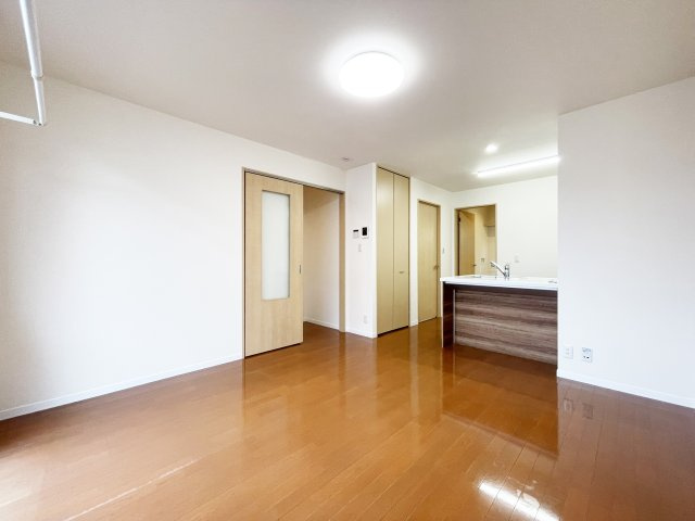 ヒカリハイツ　Bの居間・リビング