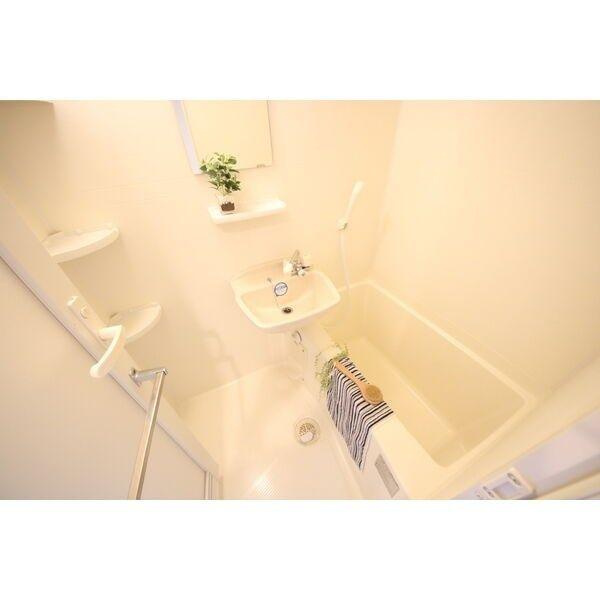 RIDGE堀田　名古屋市賃貸　仲介手数料の浴室