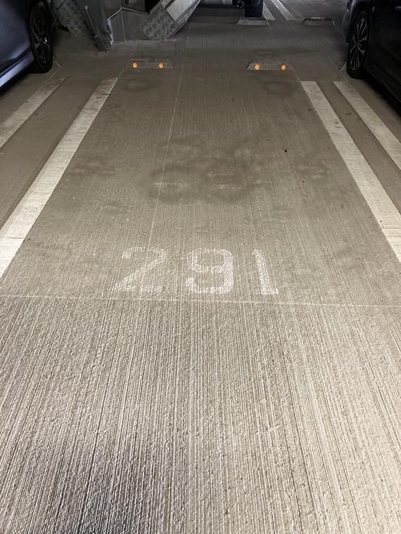 シティタワー金町タワー棟の駐車場