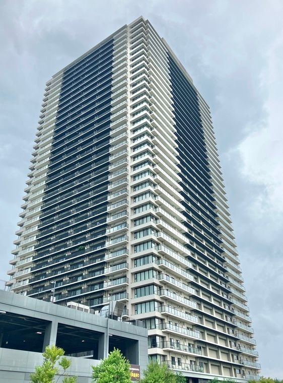 シティタワー金町タワー棟の外観