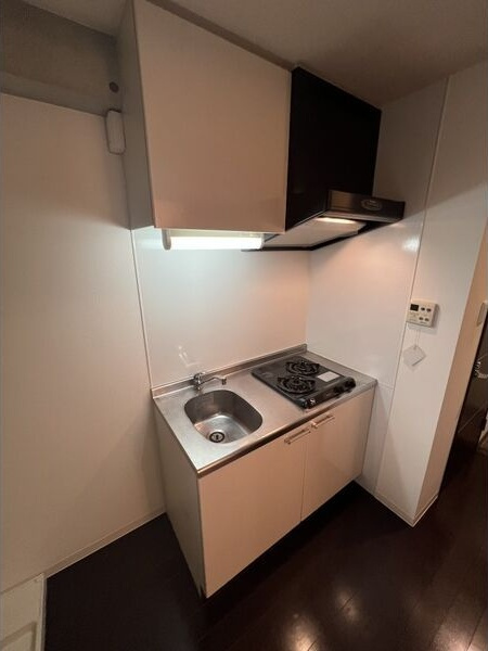 REGALO覚王山のキッチン