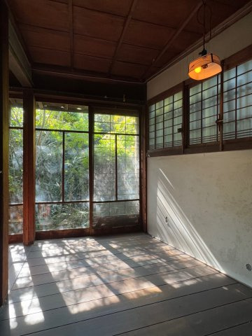 天理市長柄町　中古戸建の内装|建具から落とす光が美しいです!(^^)!