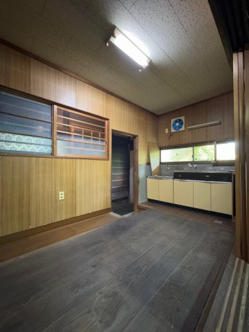 天理市長柄町　中古戸建のキッチン|キッチン