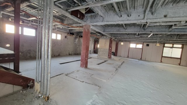 福澤ビルの内装