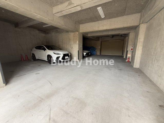 アヴァンセ播磨町の駐車場