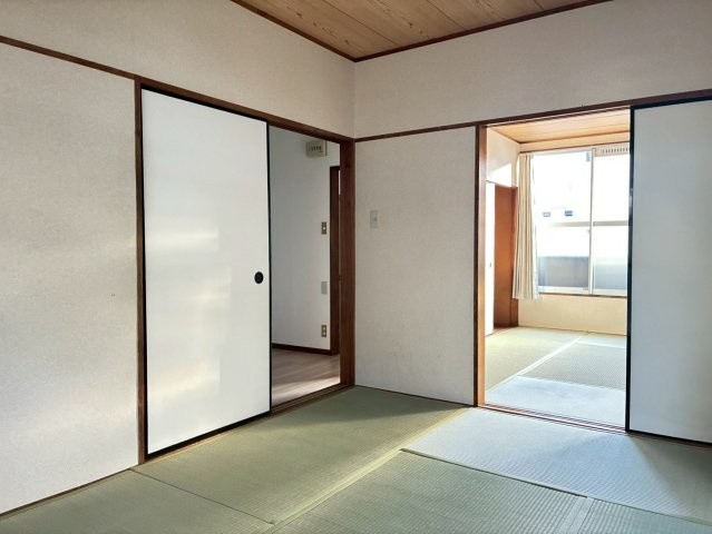 グリーンハイツＢ棟の寝室