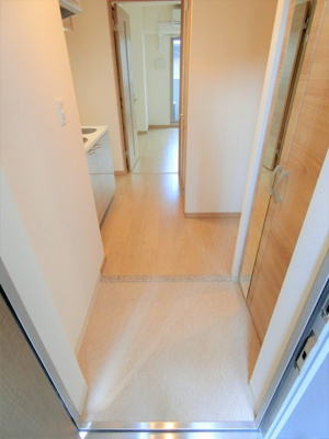 【玄関】 | アークグラン大阪WEST | シンプルで使いやすい玄関です