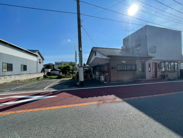 【前面道路含む現地写真】 | 伊勢崎市大正寺町　中古住宅