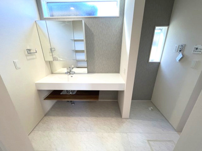 【独立洗面台】 | 大和高田市西坊城 全5棟 1号棟