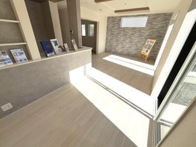 【居間・リビング】 | 大和高田市西坊城 全5棟 1号棟