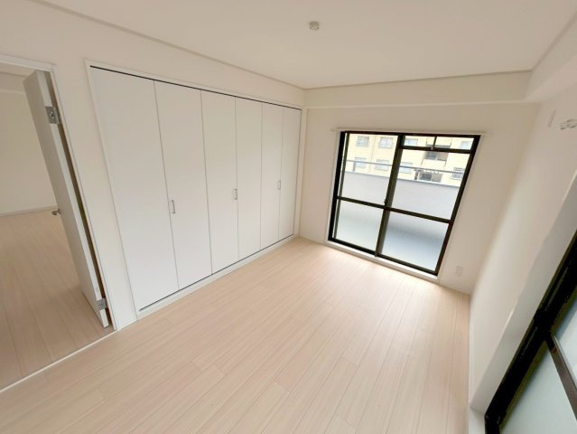 第2グランドコーポラス新大阪の寝室