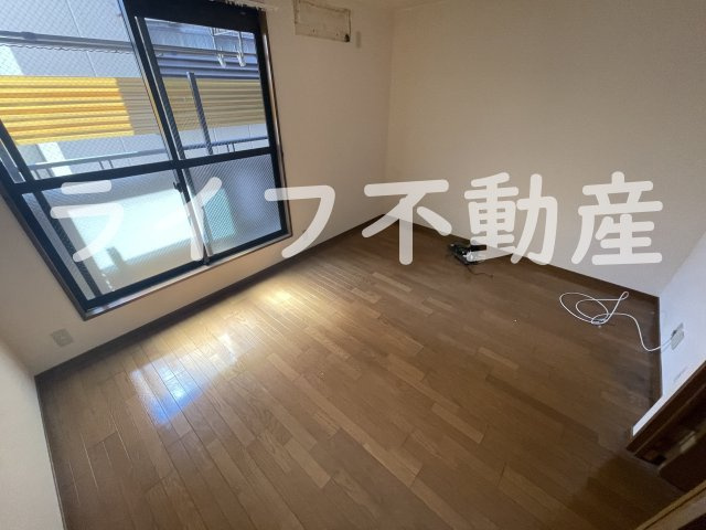 YANOロイヤルガーデンの寝室