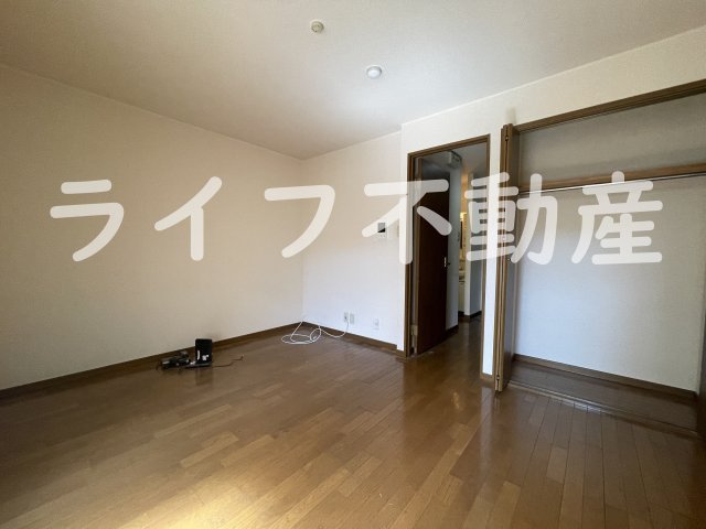 YANOロイヤルガーデンの居間・リビング