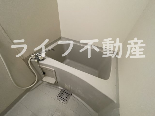 YANOロイヤルガーデンの浴室
