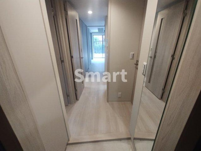 【玄関】 | ラティエラ中野新井