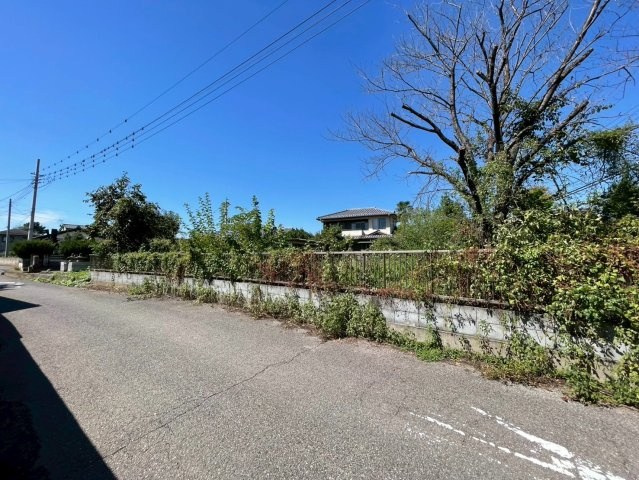 【前面道路含む現地写真】 | 伊勢崎市今井町　中古住宅