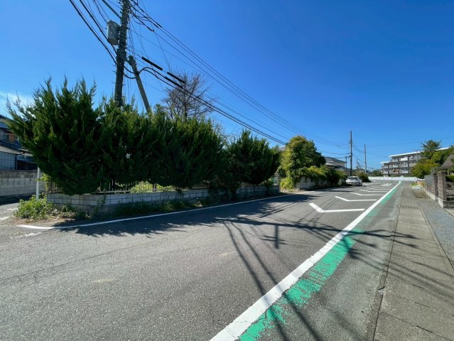 【前面道路含む現地写真】 | 伊勢崎市今井町　中古住宅