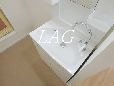 【洗面所】 | センチュリー21 | 独立洗面台です。