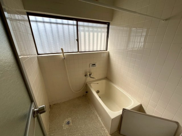 深沢一戸建の浴室