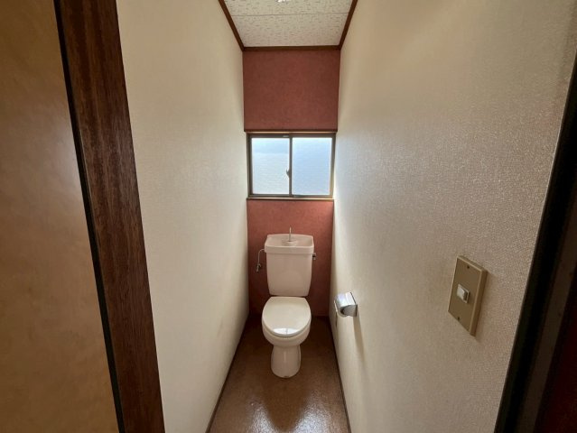 深沢一戸建のトイレ