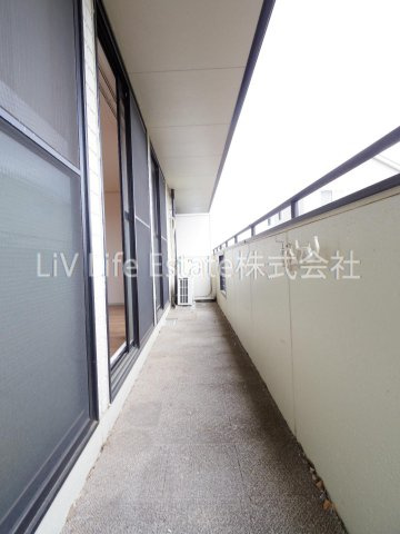 東村山市廻田町１丁目の賃貸マンションのバルコニー