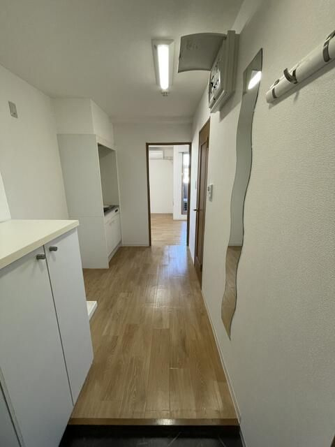 サンイング西船の玄関