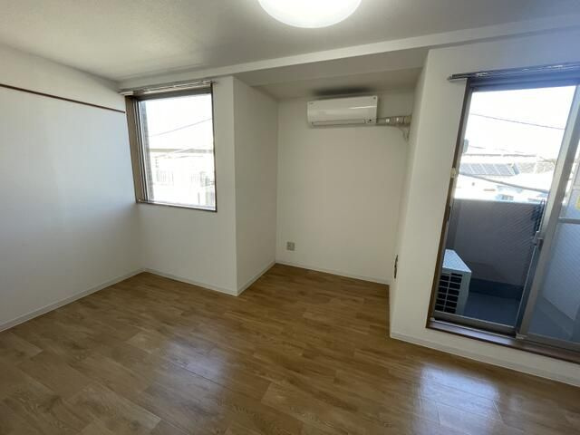 サンイング西船の居間・リビング