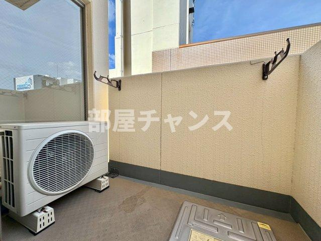 プラチナ名古屋ビルのバルコニー