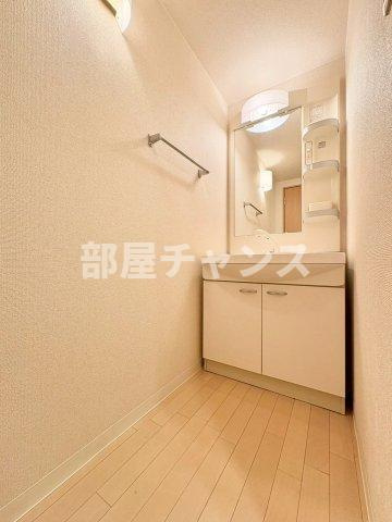 プラチナ名古屋ビルの独立洗面台