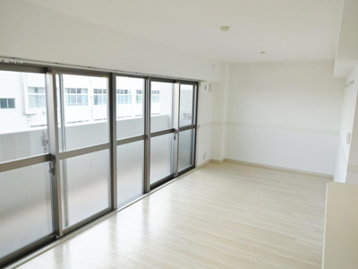 【居間・リビング】 | ネオコート上土室