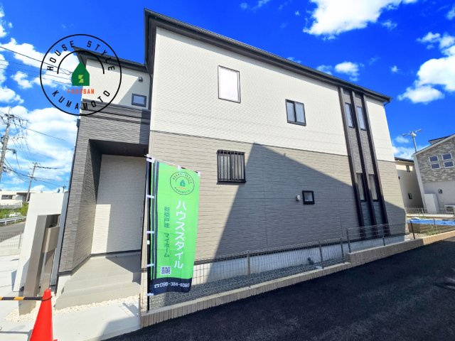 熊本市南区薄場2丁目第2-2棟（2号棟）の外観|デザイン性のある外観です。