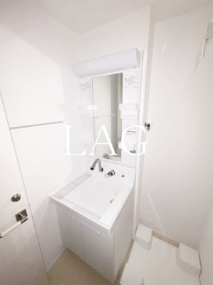 【洗面所】 | Ｍ・プーロニンフェア | 洗面台です。