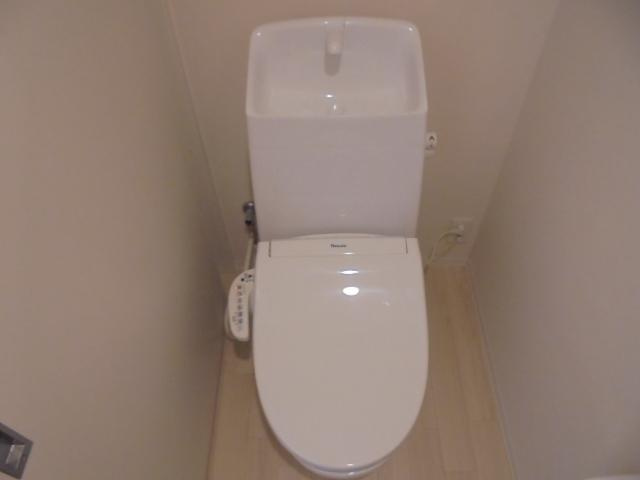 ロワゾ　ドゥ　ボヌールのトイレ|シャワー付トイレ