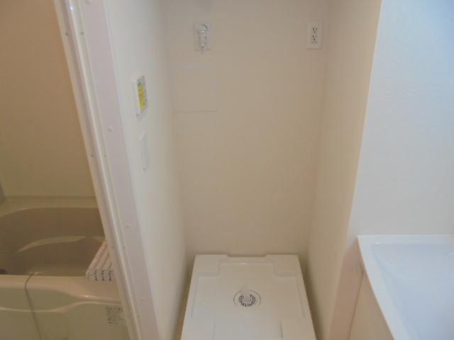 ロワゾ　ドゥ　ボヌールのその他|洗濯機置場