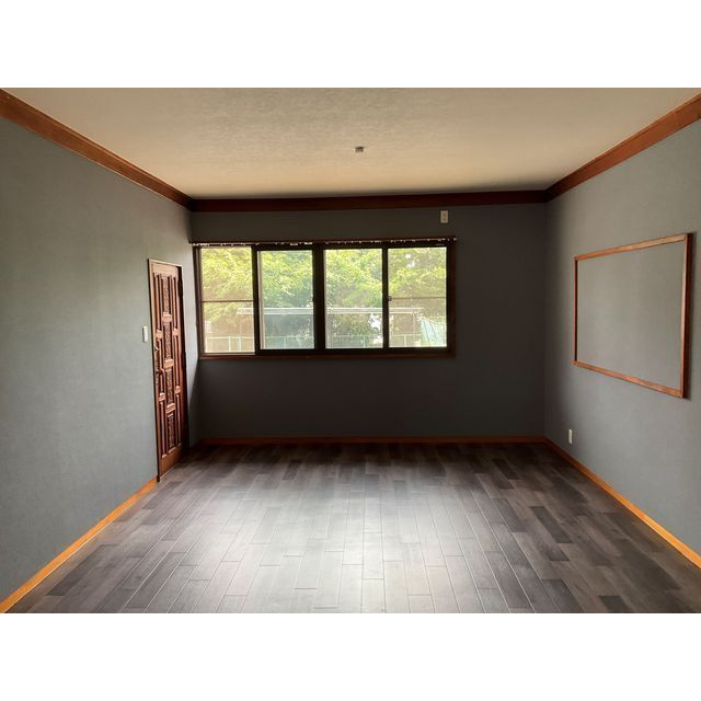 駒生町平屋戸建ての居間・リビング