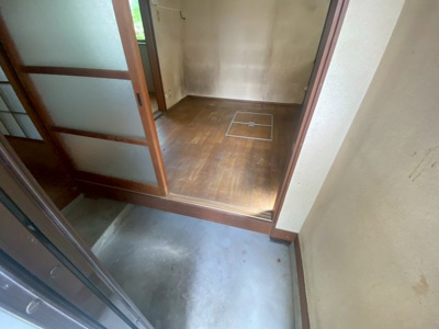 【玄関】 | 向島二ノ丸町貸家