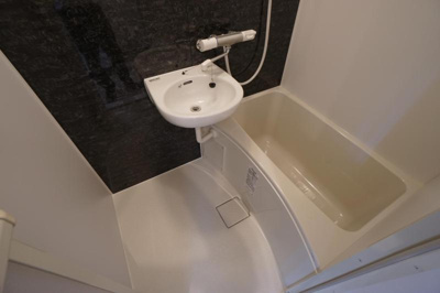 【浴室】 | クローバーMオザキA棟