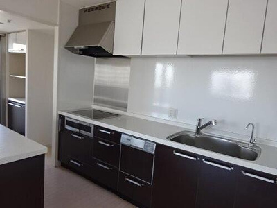 【キッチン】 | ライオンズマンション大阪スカイタワー | システムキッチン　※前回募集時／２０２２年３月の写真