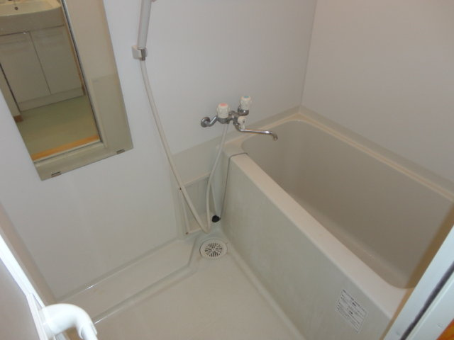 亀井弐号館の内装