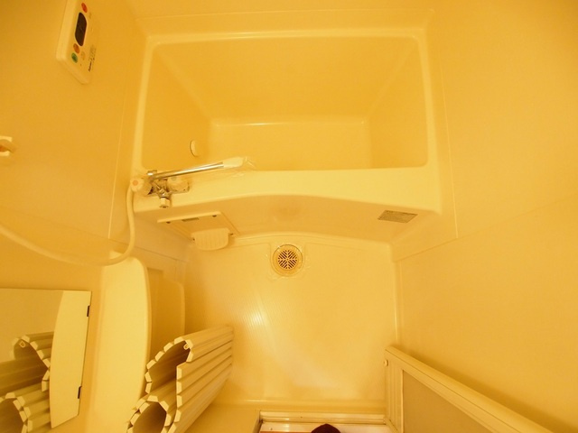 ラ・ポーラ滝川2の浴室