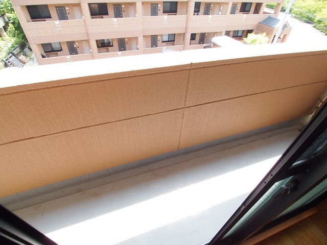 ラ・ポーラ滝川2のバルコニー