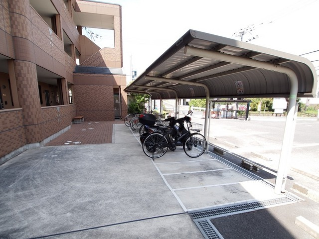 ラ・ポーラ滝川2のその他