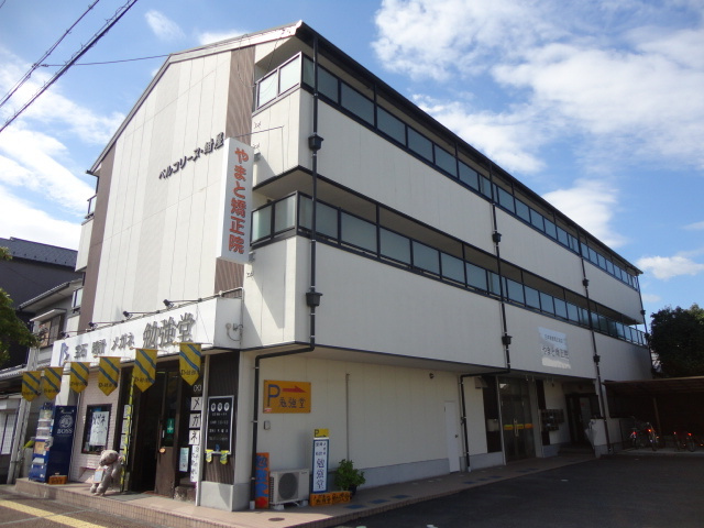 ベルコリーヌ紺屋の外観