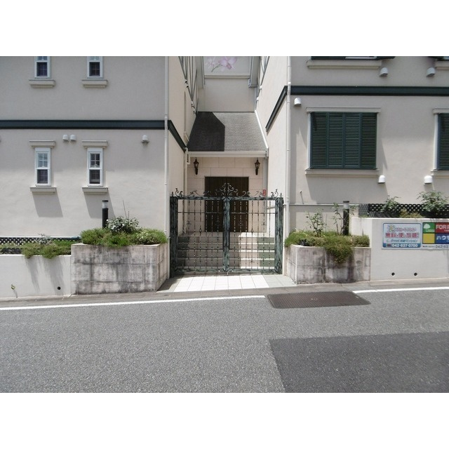 オーキッドのエントランス