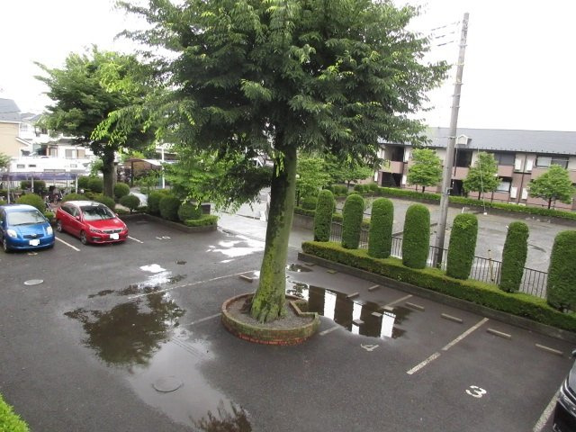 ブライトンパークの駐車場