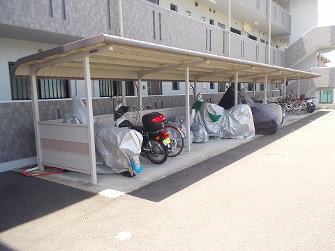 メゾンエトワールのその他|駐輪場