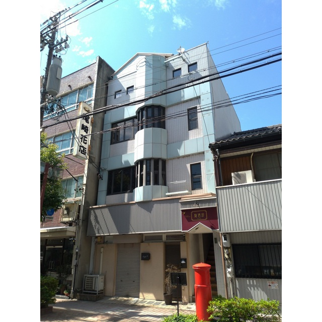 岐阜市美殿町の店舗一部の外観