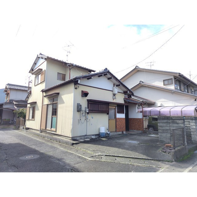 岐阜市岩地２丁目の一戸建ての外観